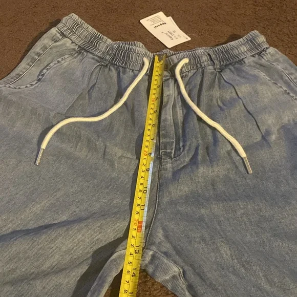 NWT- light Pants - Picture 7 of 11